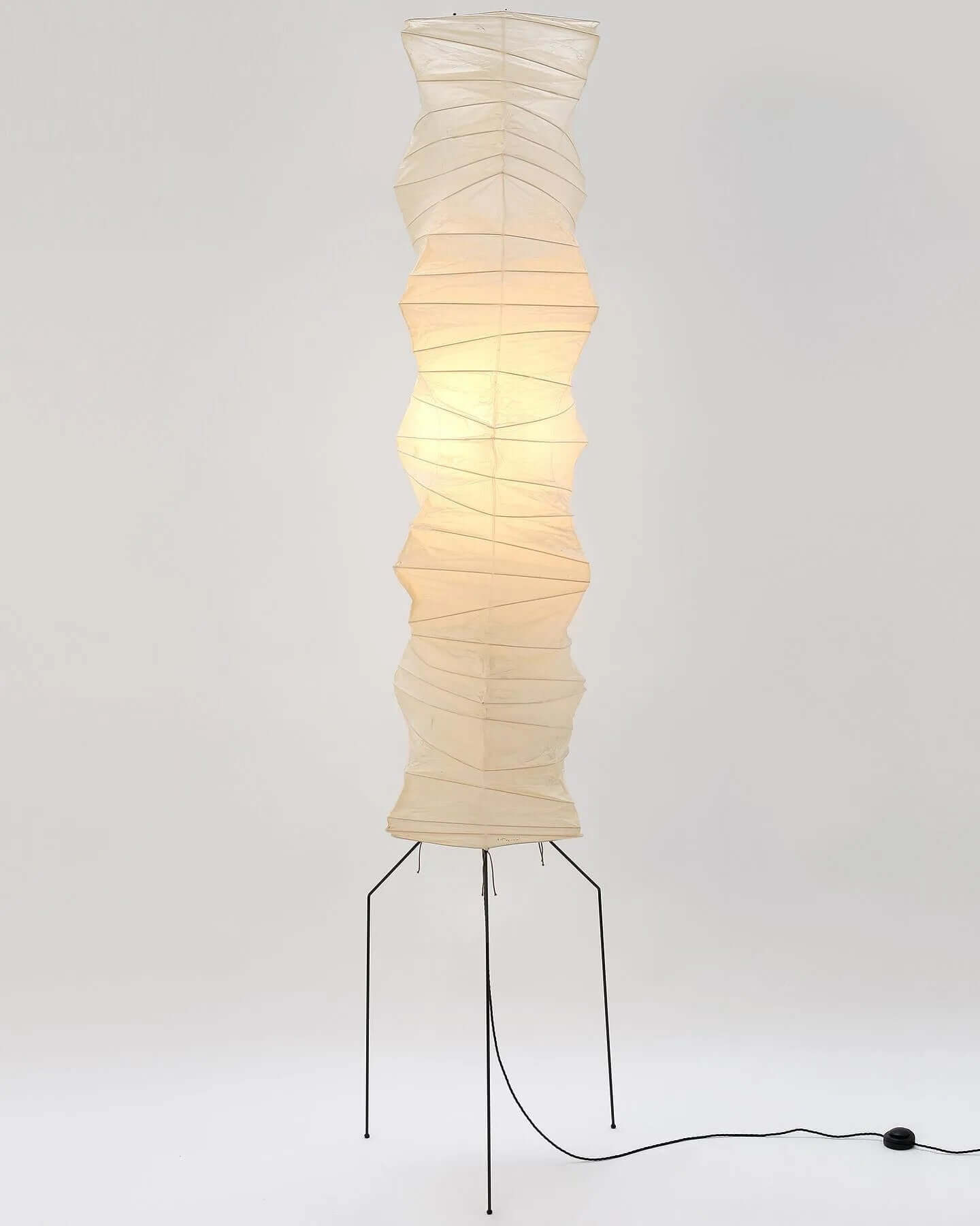 Elegant Paper Floor Lamp with Diffused Lighting