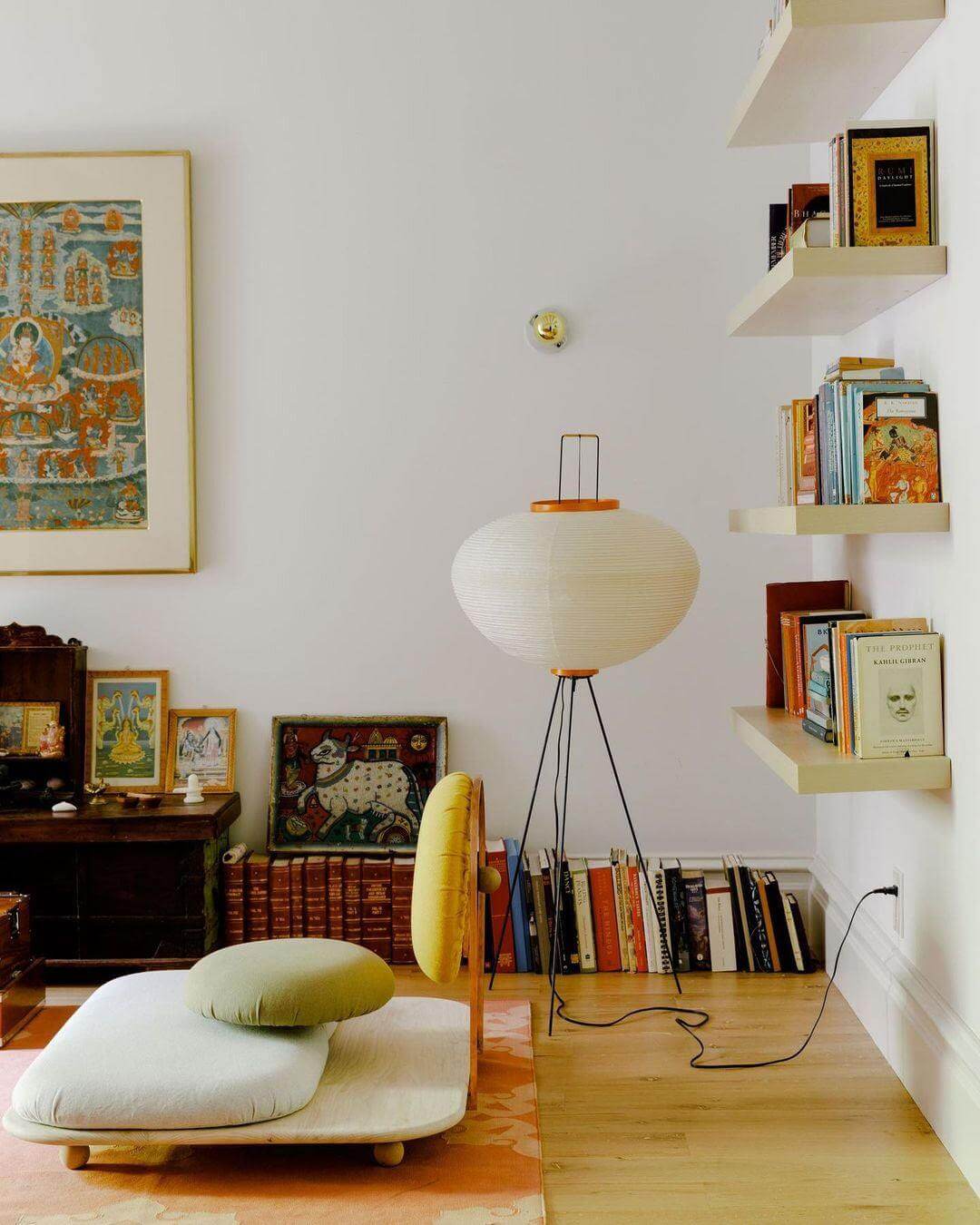 Elegant Paper Floor Lamp with Diffused Lighting