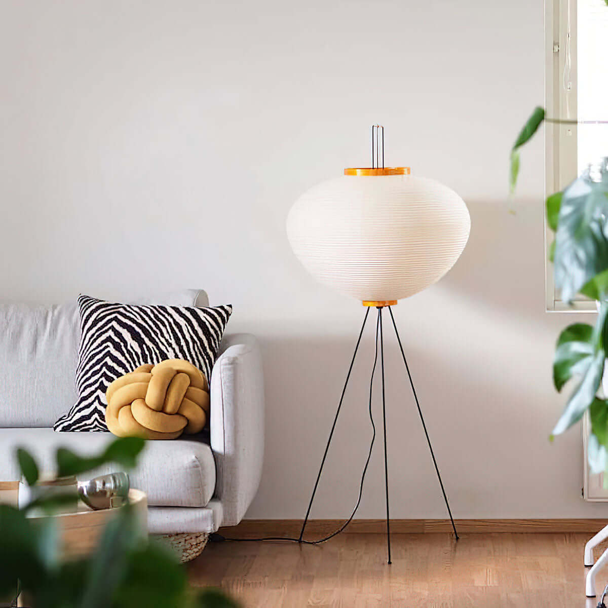 Elegant Paper Floor Lamp with Diffused Lighting