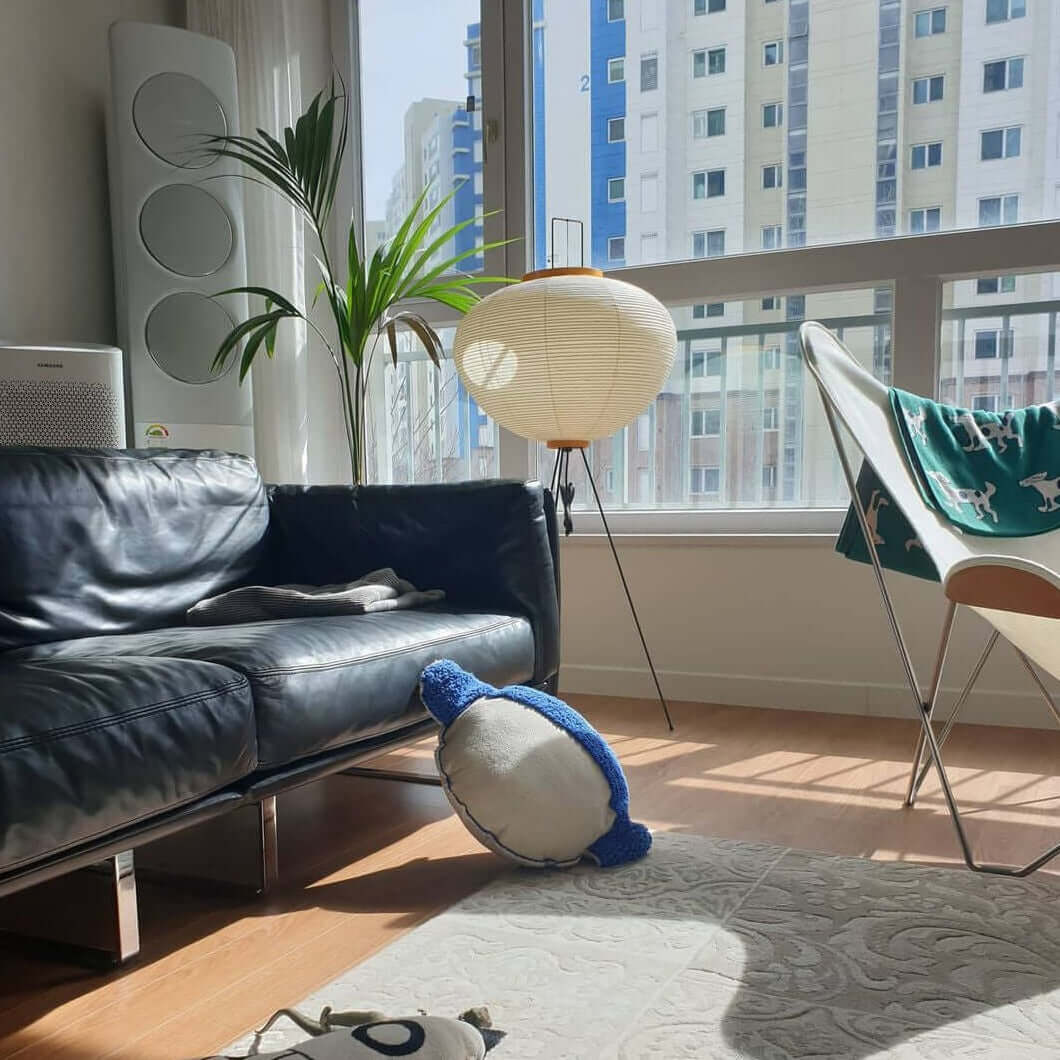 Elegant Paper Floor Lamp with Diffused Lighting