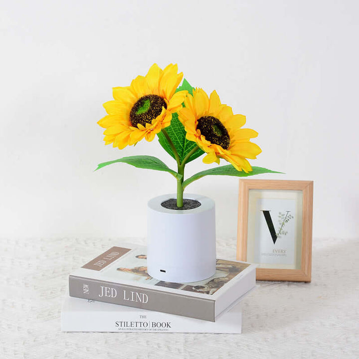 LED Sunflower Lamp - Decorative Table Lamp