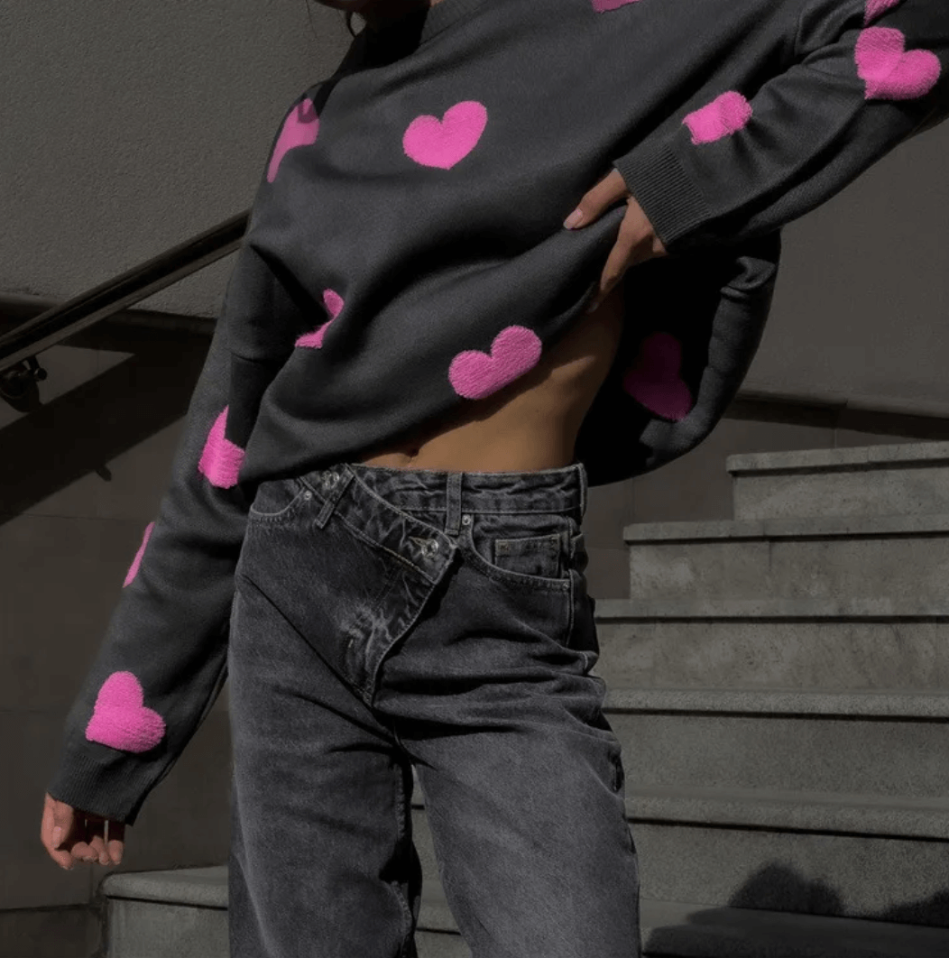 Women's Loose Fit Heart Print Sweater