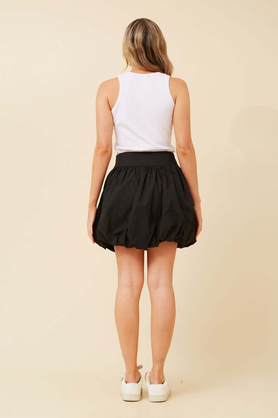 Women's Voluminous Mini Bubble Skirt - Fitted Waist