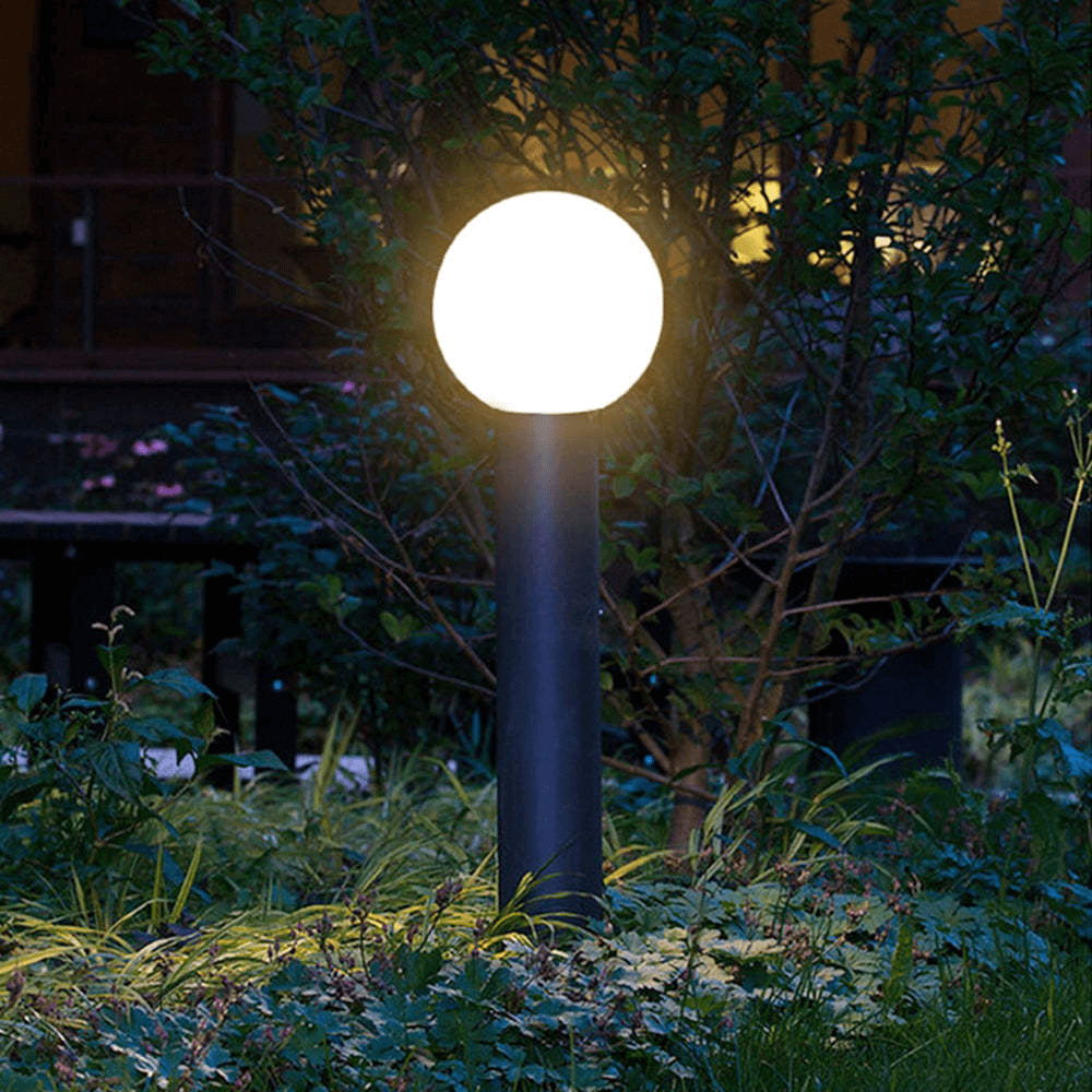 Modern LED Outdoor Path Light Metal Sphere Lamp