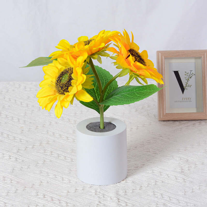 LED Sunflower Lamp - Decorative Table Lamp
