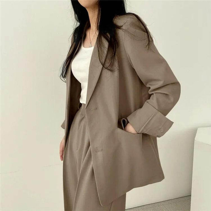 Women's Tailored Blazer and Straight-Leg Pants Set
