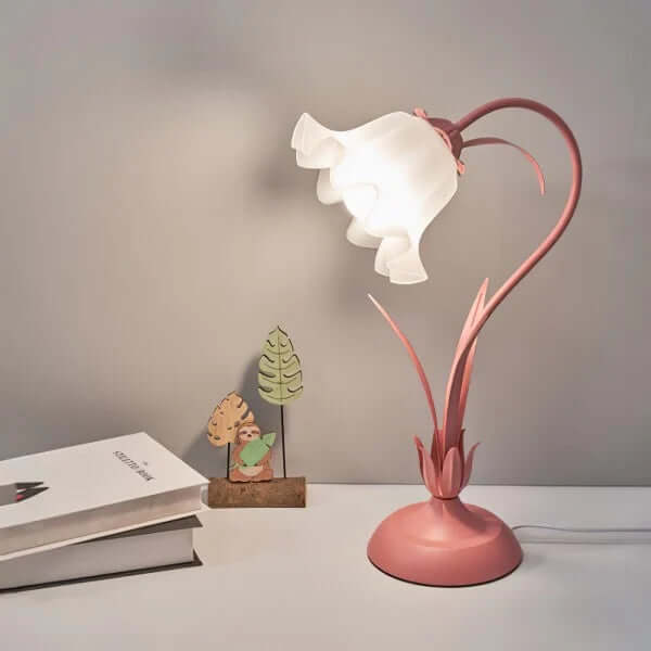 Adjustable Flower Table Lamp
