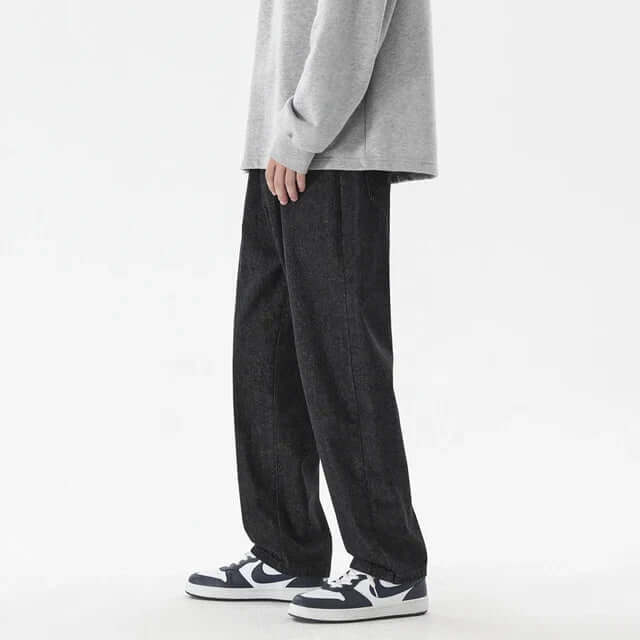 Men's Relaxed Fit Straight Leg Jeans