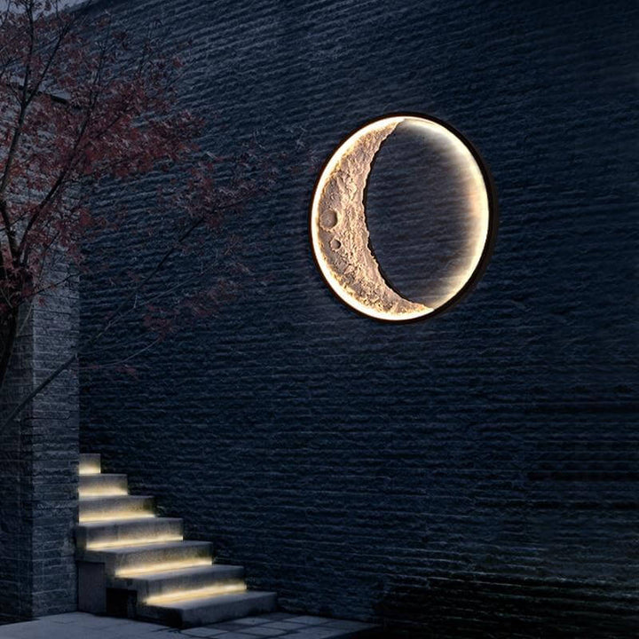 Modern Moon Shape LED Outdoor Wall Light