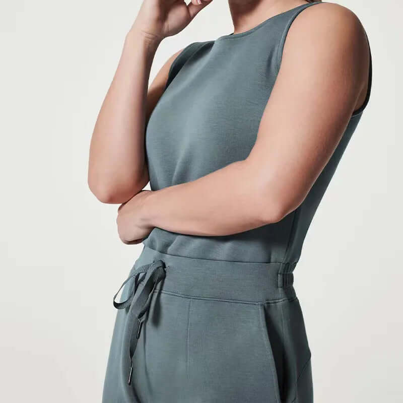 Women's Sleeveless Round Neck Jumpsuit