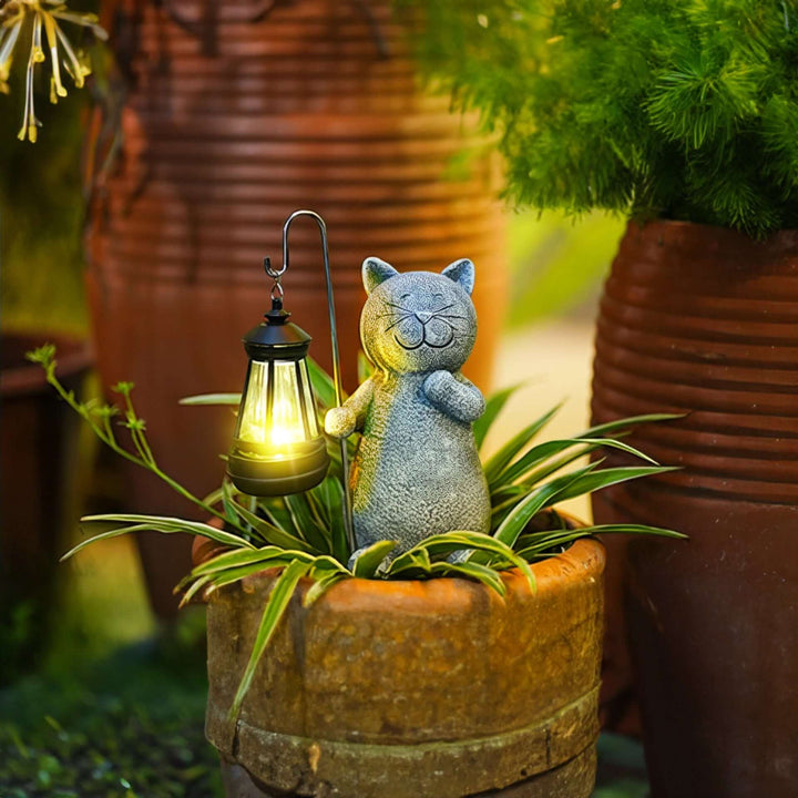 Solar Resin Cat Garden Statue with Golden Light