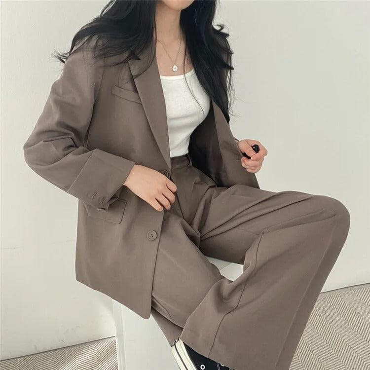 Women's Tailored Blazer and Straight-Leg Pants Set