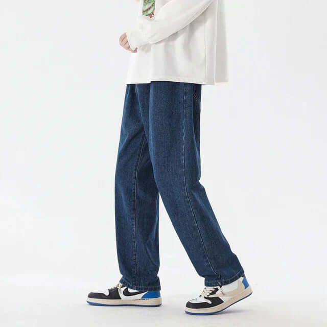 Men's Relaxed Fit Straight Leg Jeans