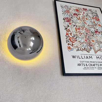 Modern Minimalist Round Wall Lamp