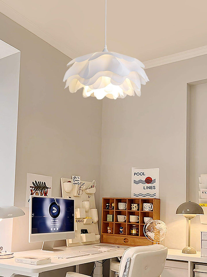Flower Shaped Pendant Lamp