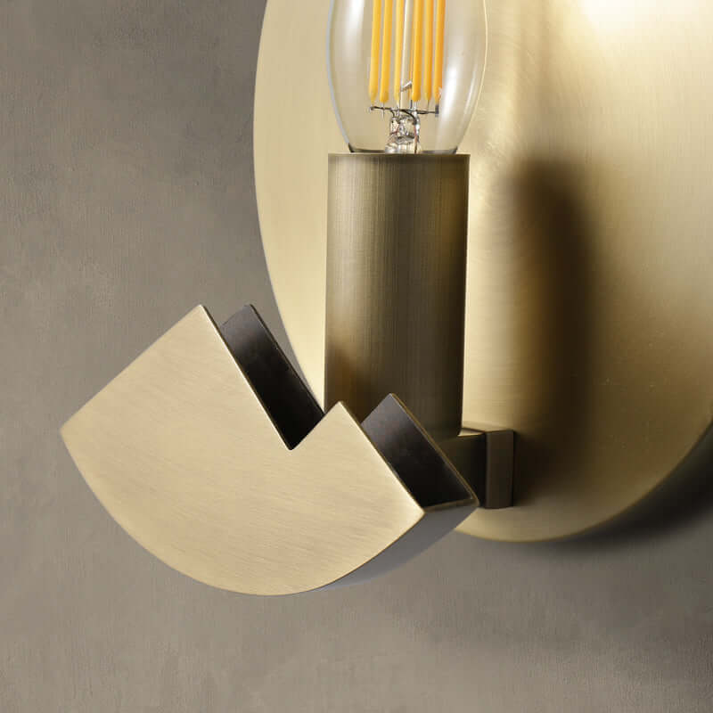 Elegant Marble Wall Light with Brass Accents