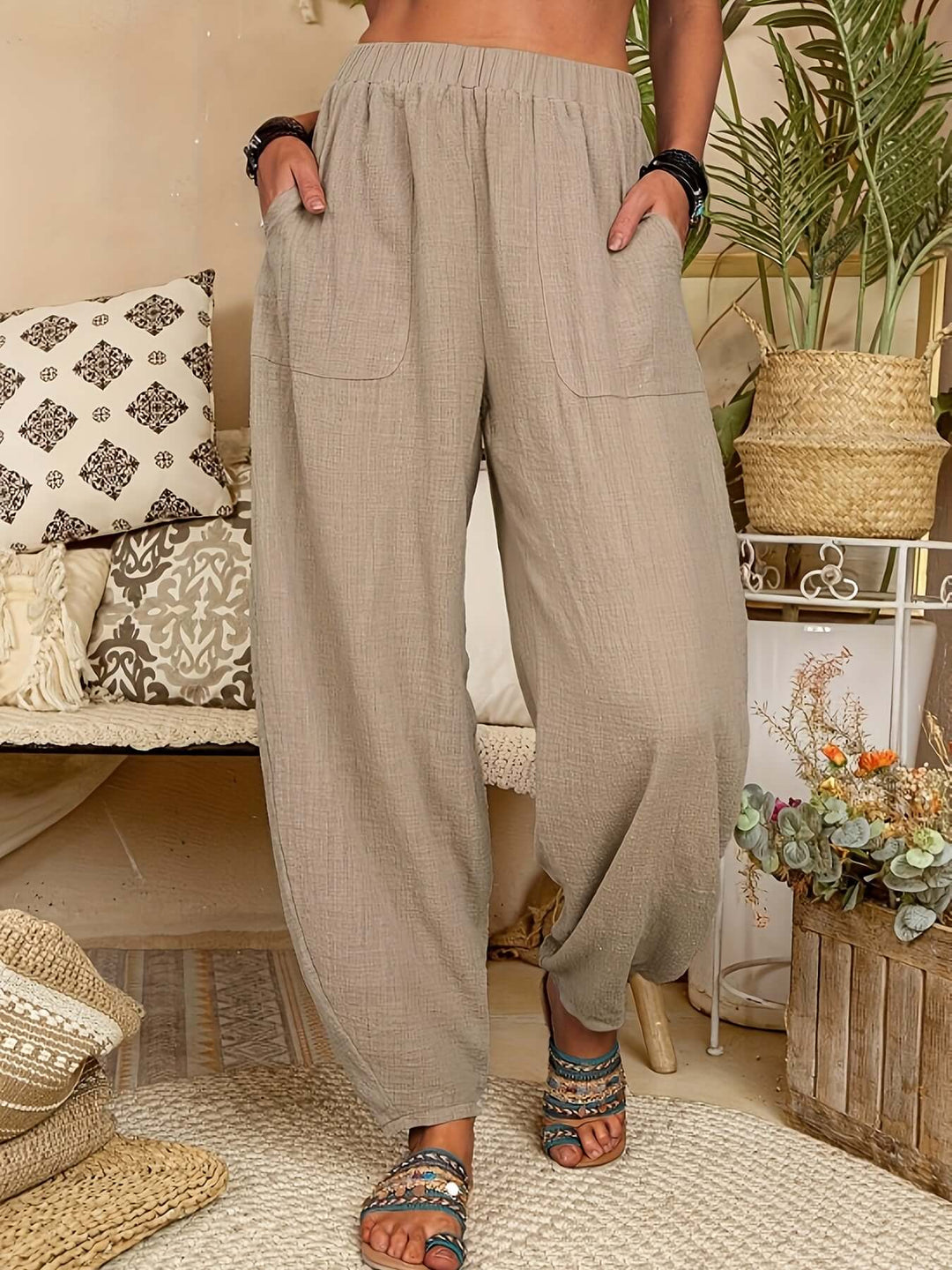Women's Relaxed Fit Trousers with Pockets