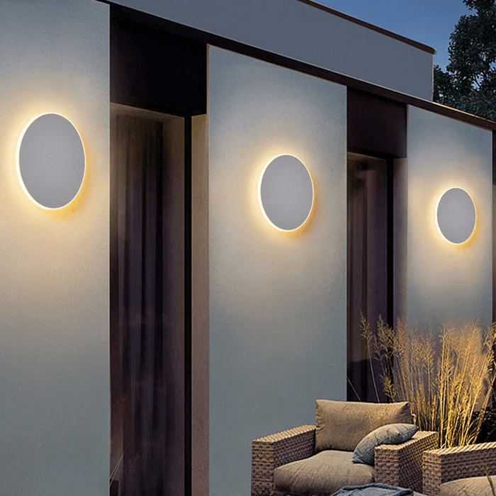 Round Metal LED Outdoor Wall Light