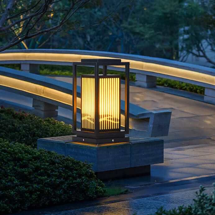 Solar LED Outdoor Post Light, Waterproof Garden Lamp