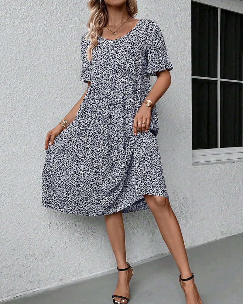 Floral pattern dress detail