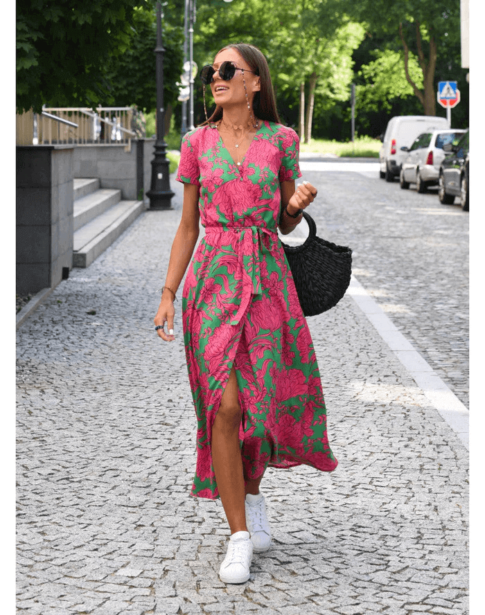 Casual Maxi Dress - Elegant V-Neck