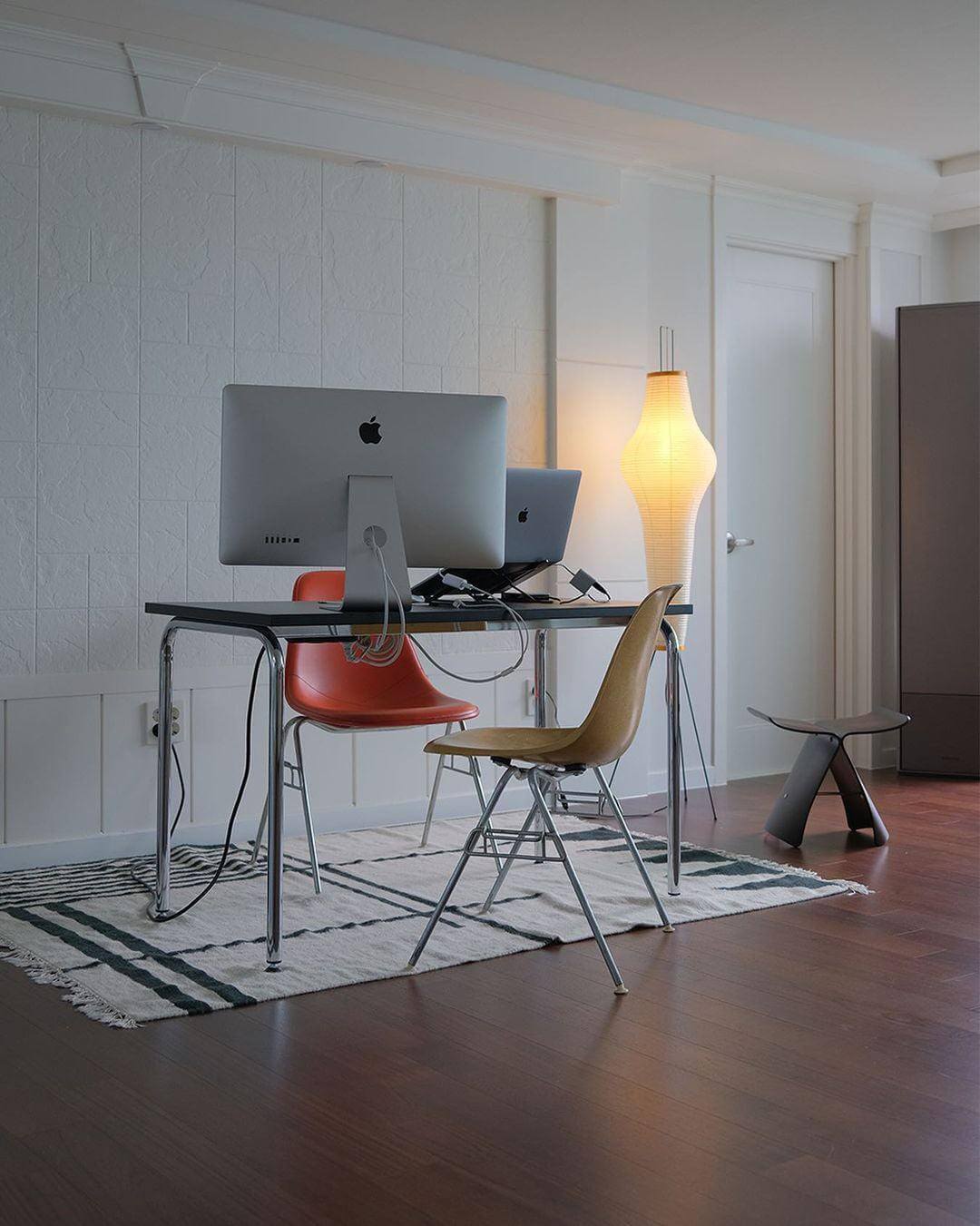 Elegant Paper Floor Lamp with Diffused Lighting