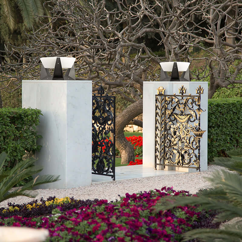 Solar Outdoor Lamp 27cm - Weatherproof Garden Light