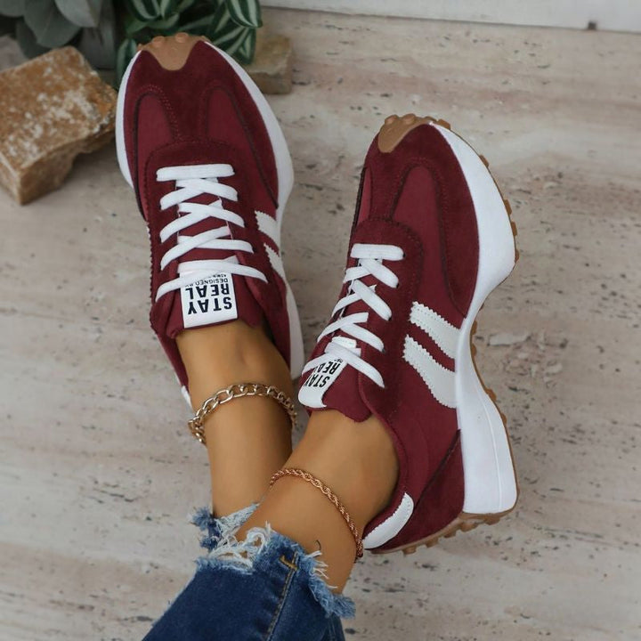 Wide fit women's comfort trainers with excellent orthopedic arch support.