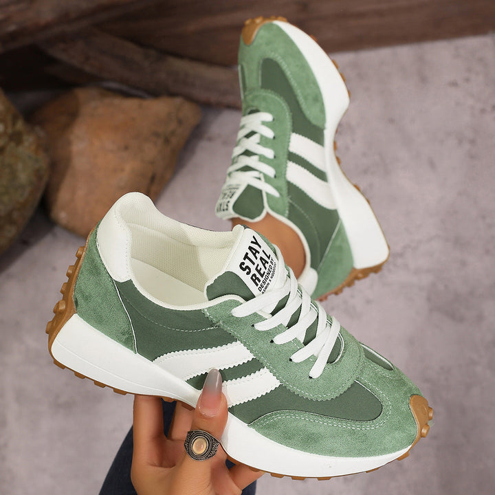 Everyday women's trainers, wide fit, cushioned, and orthopedic.