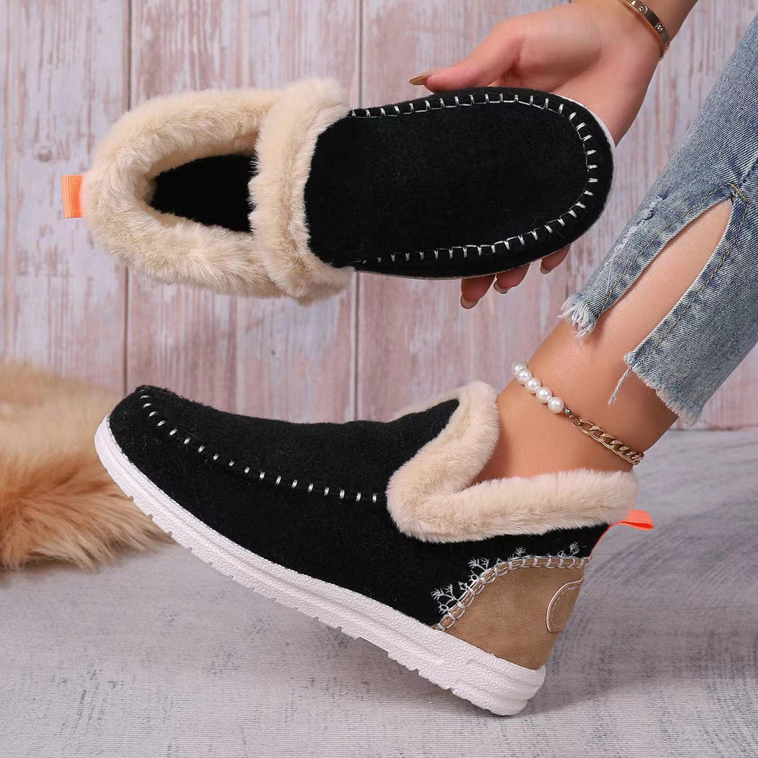 Relaxing women's house slippers, engineered with plush material and orthopedic cushioning.
