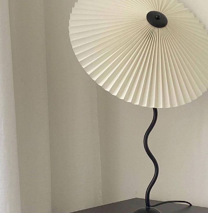 Modern Wavy Table Lamp