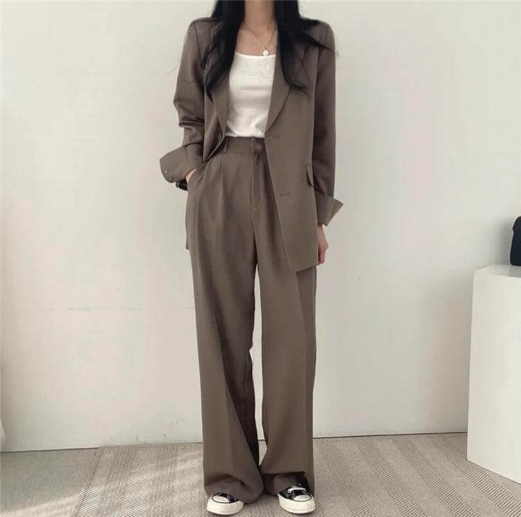 Women's Tailored Blazer and Straight-Leg Pants Set