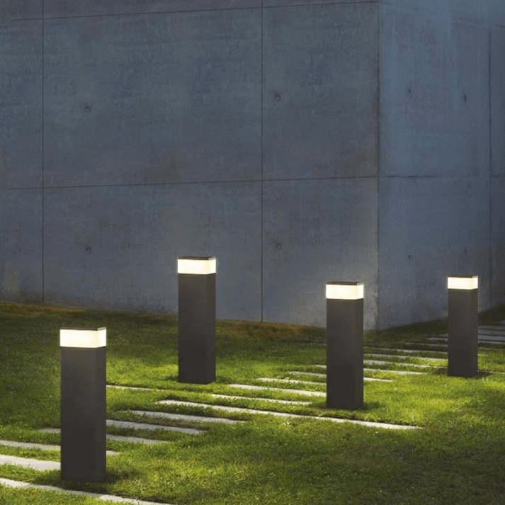 Solar LED Outdoor Lamp - Rectangular Metal Design