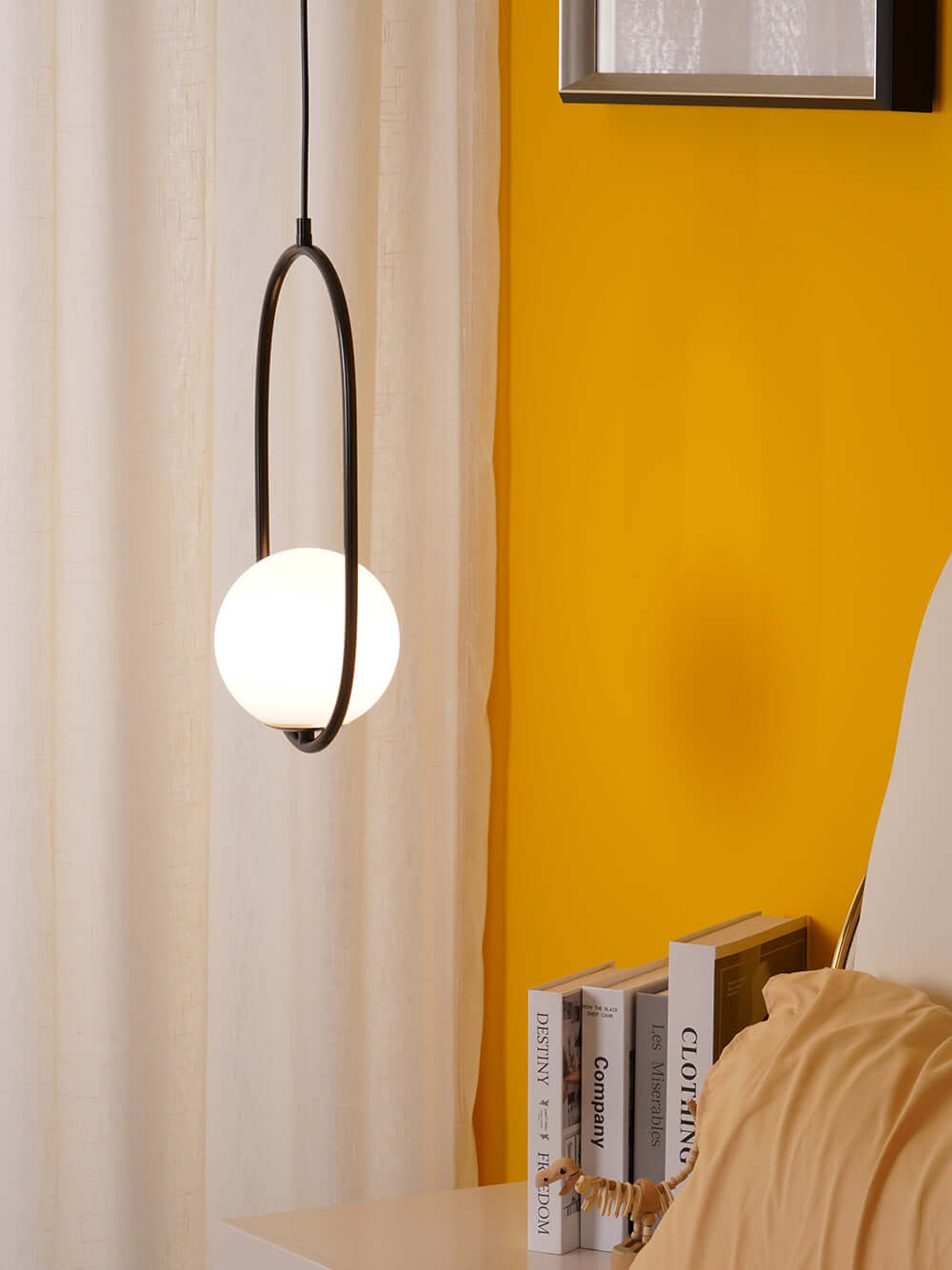 Modern Pendant Lamp with Metal & Glass