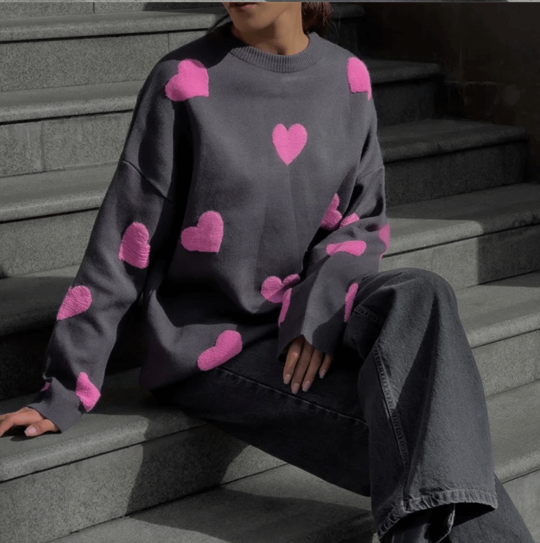 Women's Loose Fit Heart Print Sweater