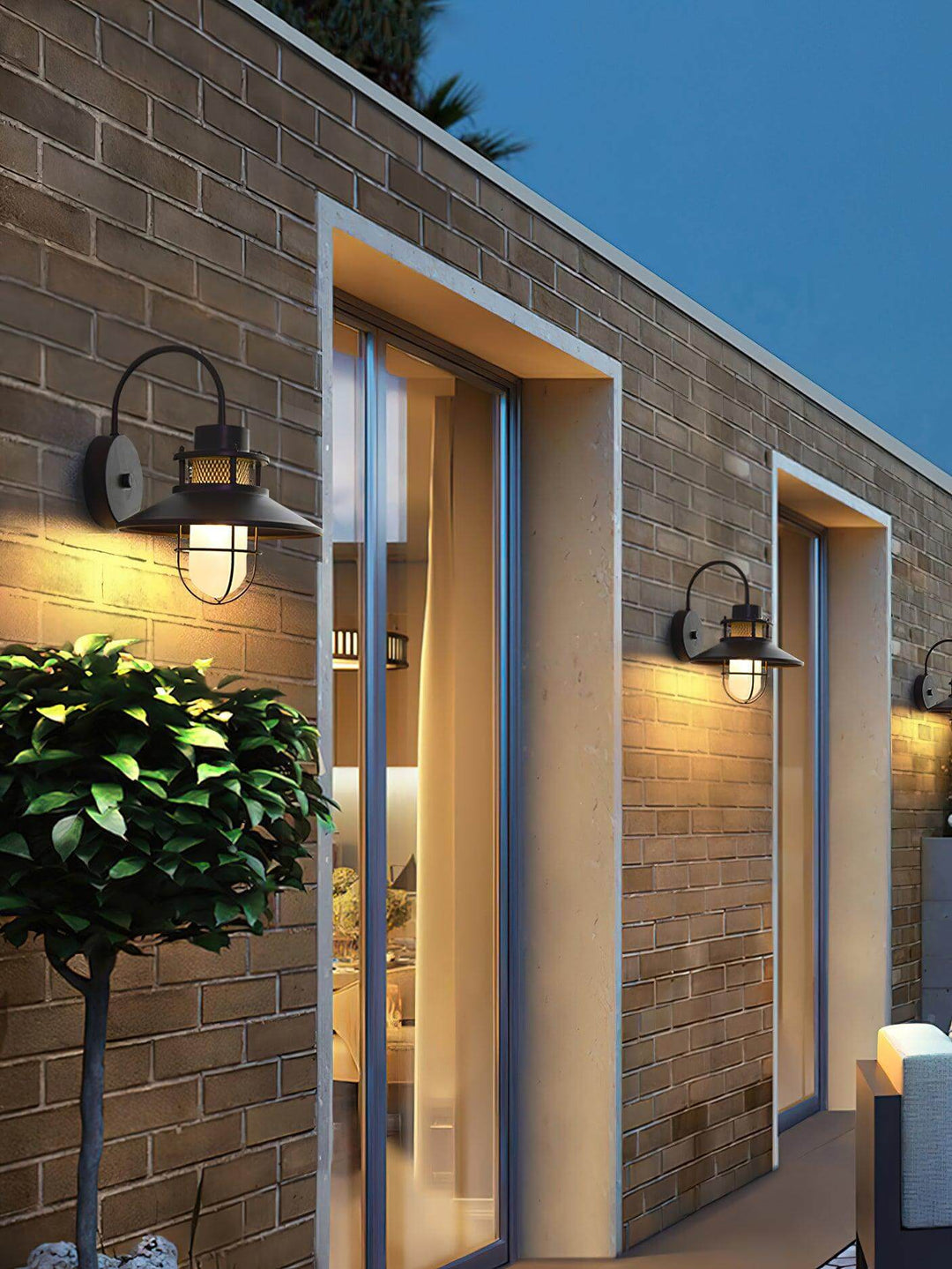 Outdoor Wall Lamp with IP65 Moisture Protection