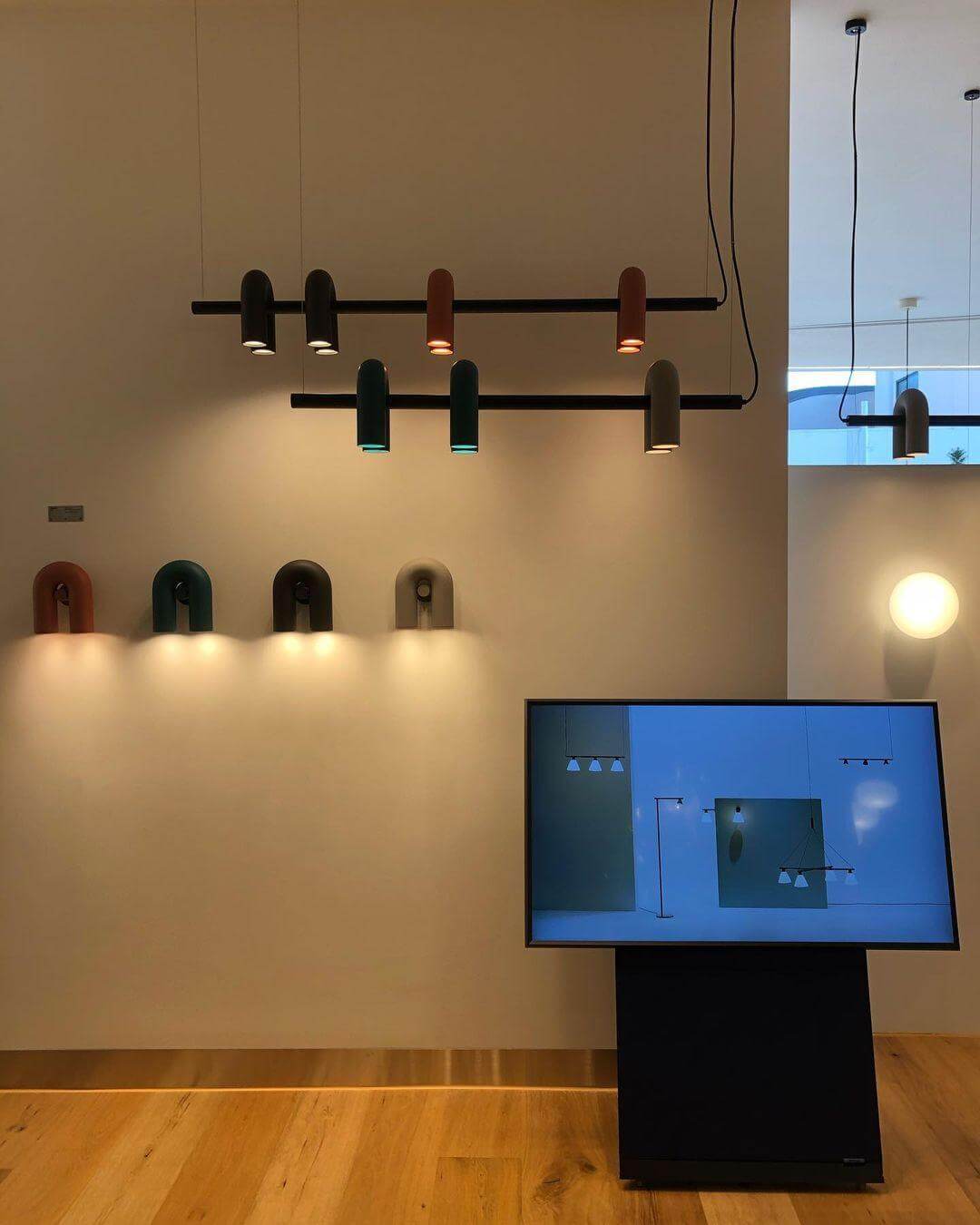 Adjustable U-Shaped Wall Lamp