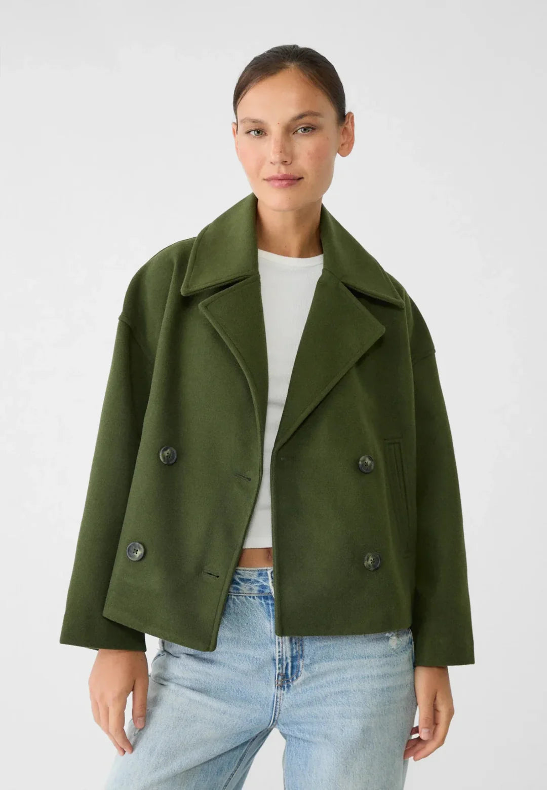 Versatile women's double-breasted short winter coat, a chic jacket for modern outerwear.