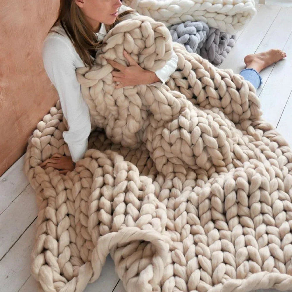 Thick, soft wool yarn spool, perfect for crochet blankets, DIY crafts, cozy interiors.