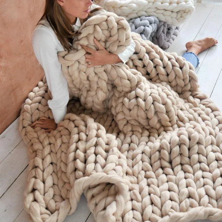 Thick, soft wool yarn spool, perfect for crochet blankets, DIY crafts, cozy interiors.