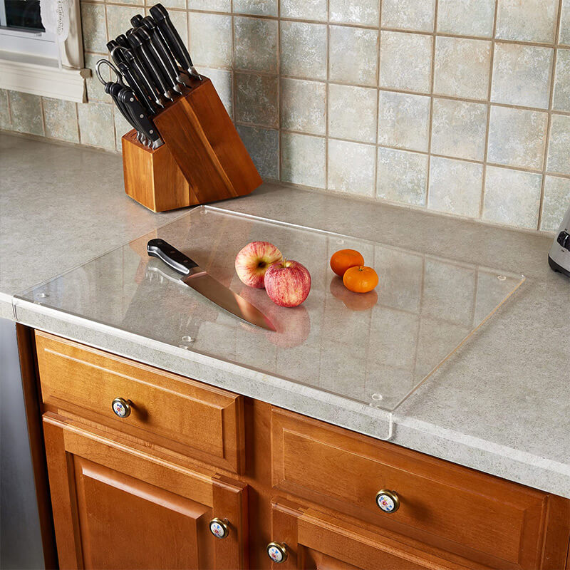 Non-slip acrylic chopping board for safe, stable kitchen food prep. Ideal for fruits, vegetables, and meats.