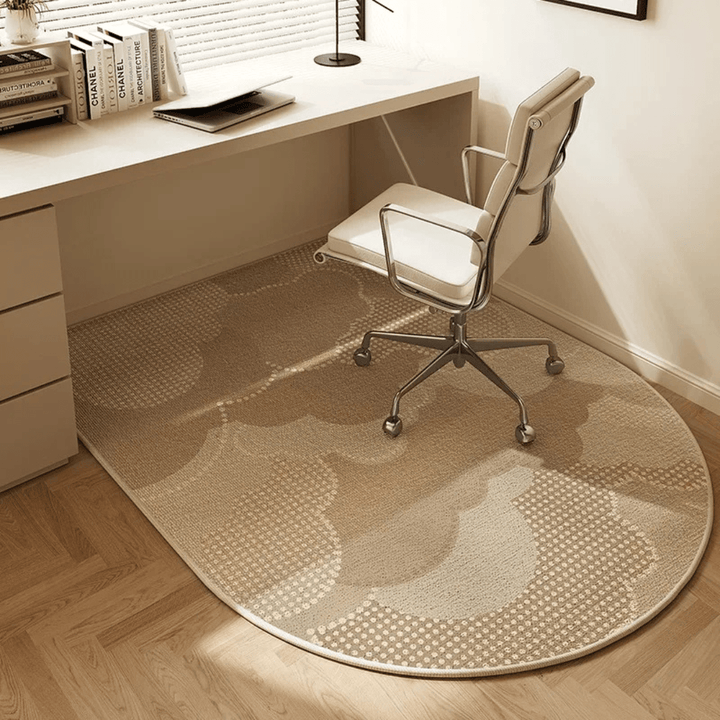 Transparent desk mat for office chairs, offering floor protection & seamless integration into your workspace.