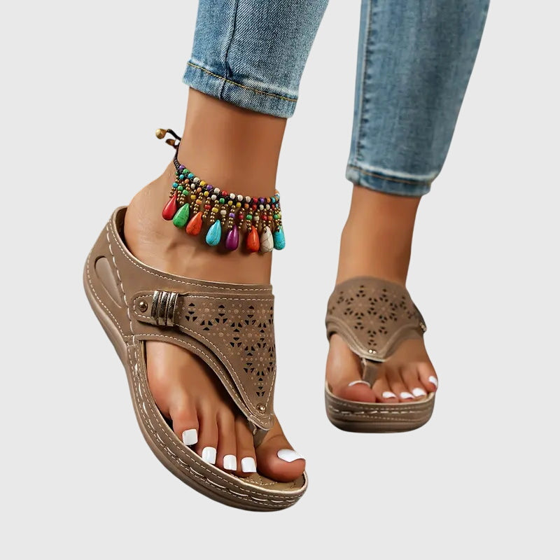 Women's comfortable sandals with arch support, supportive orthopedic design perfect for summer.