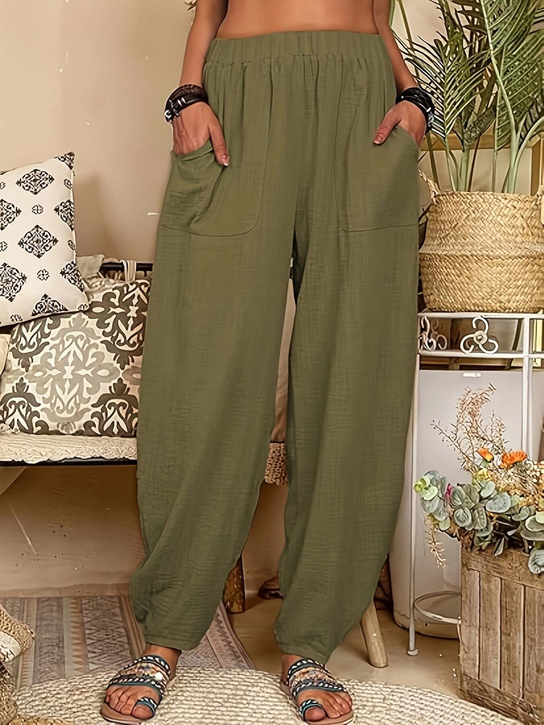 Women's Relaxed Fit Trousers with Pockets