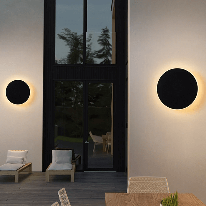 Round Metal LED Outdoor Wall Light