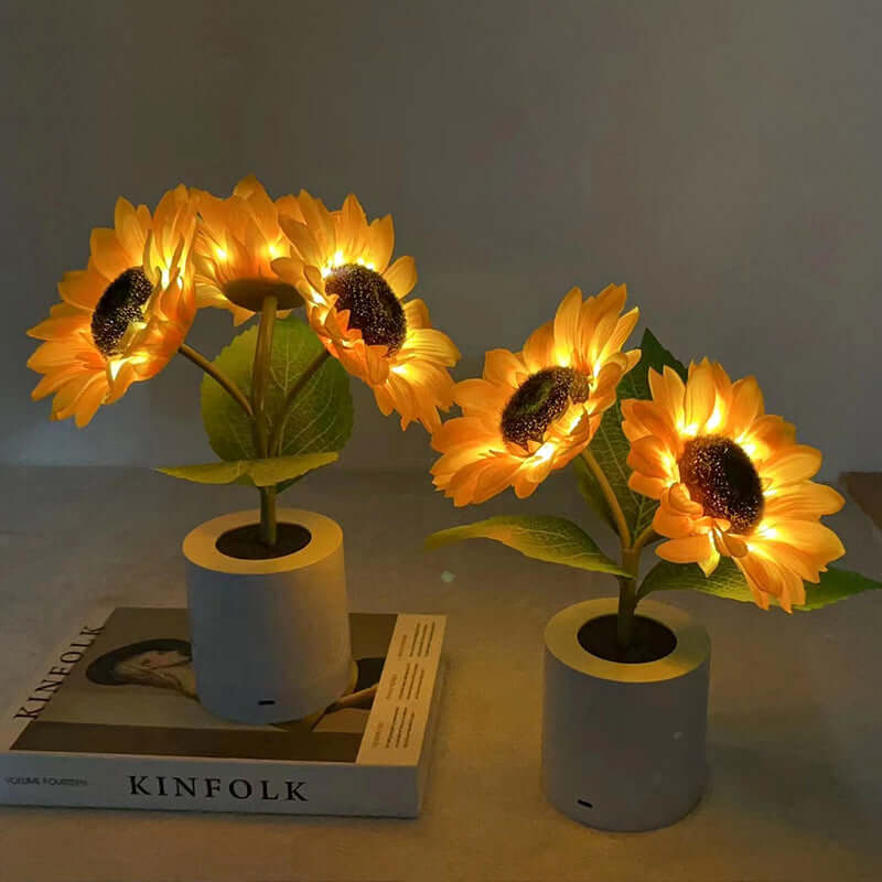 LED Sunflower Lamp - Decorative Table Lamp