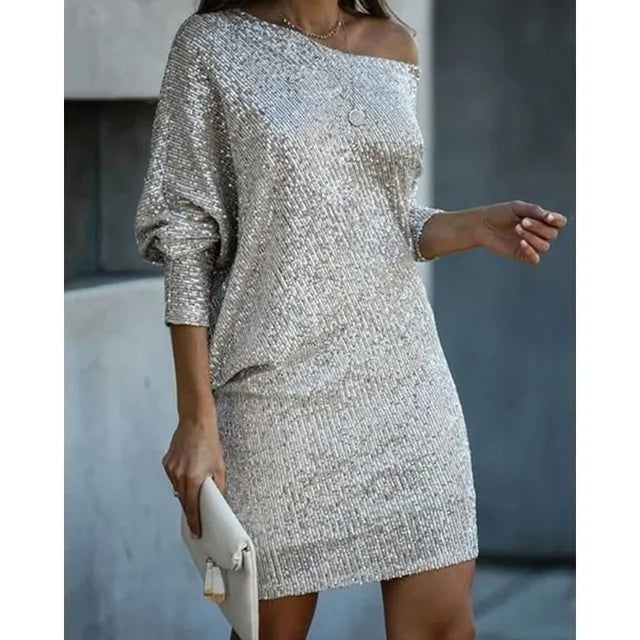 Glamorous women's sequin evening dress, a stylish short party dress for dazzling celebrations & night outs.