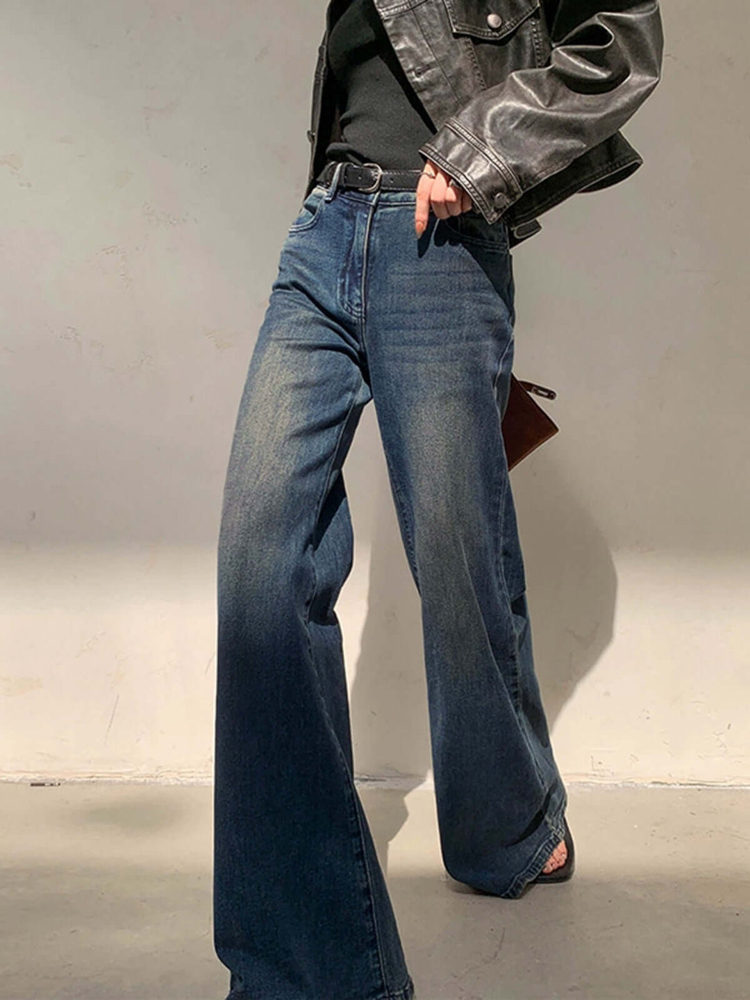 Women's Wide Leg High-Waisted Vintage Jeans