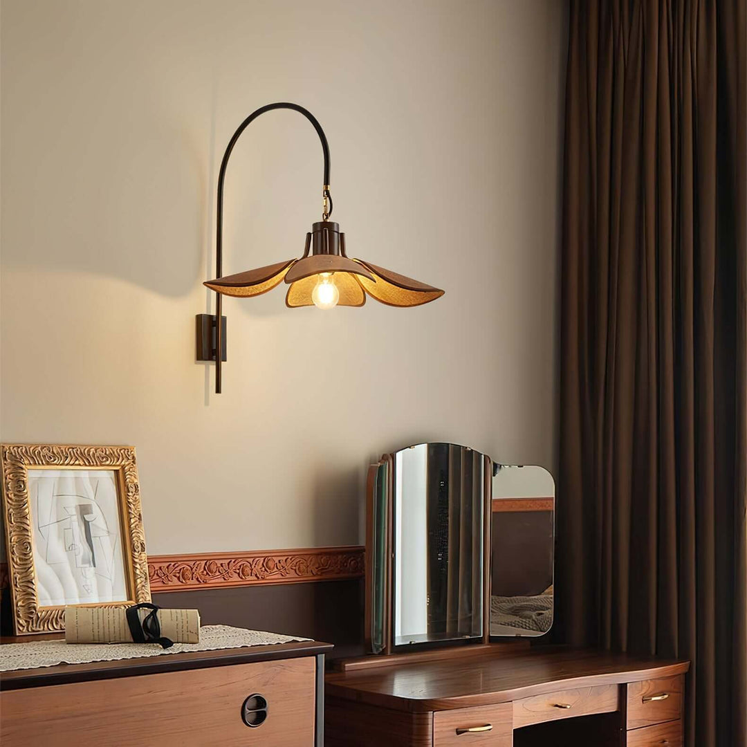 Elegant Petal Bloom Wall Lamp