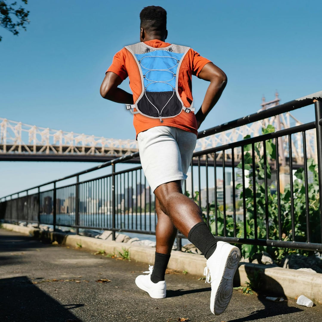Dravien 2L water bladder vest, ultralight, enhances endurance for long-distance athletes.